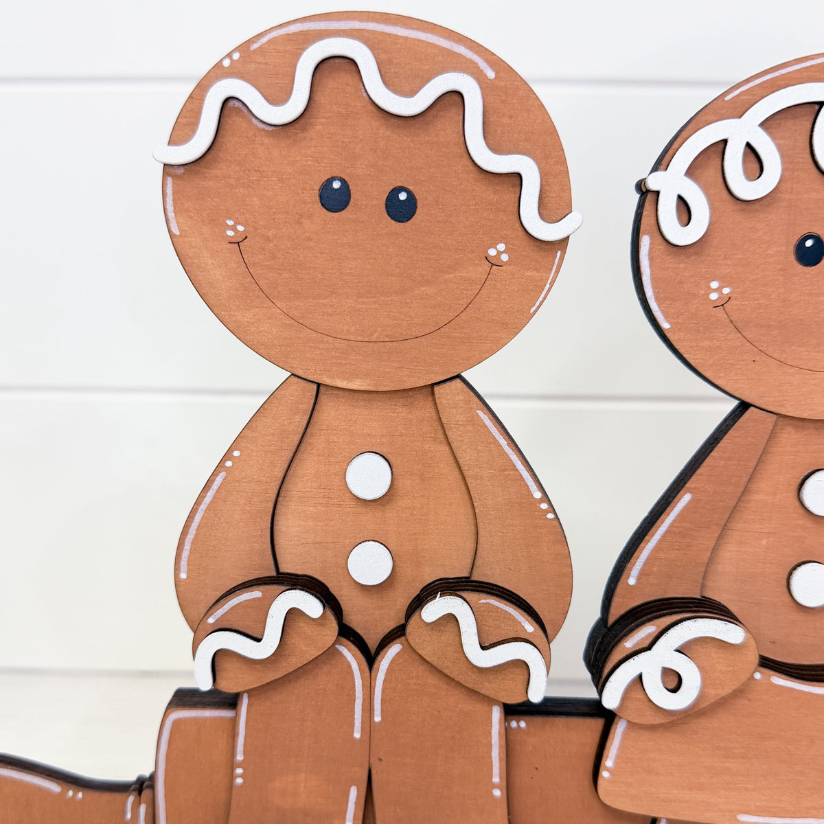 Gingerbread Couple Shelf Hangers