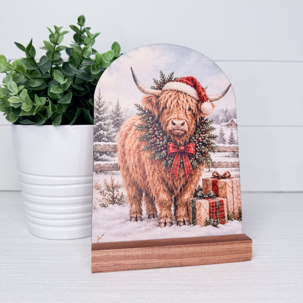 Christmas Highland Cow Wood Arch