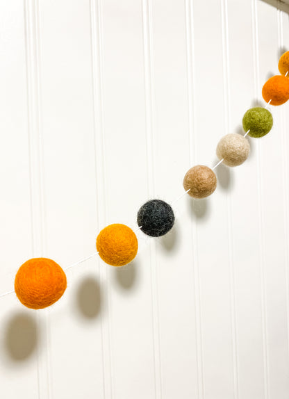 Scarecrow Felt Ball Garland